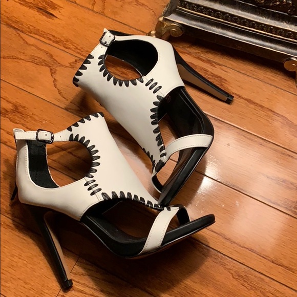 Aldo heals - Picture 3 of 4